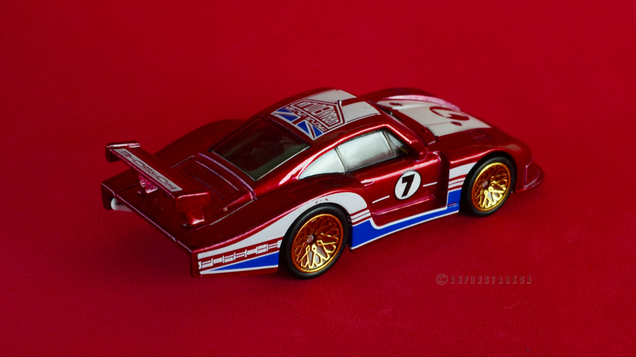 Illustration for article titled Rennsport Reunion: 1/64 Hot Wheels Car Culture Track Day Porsche 935/78